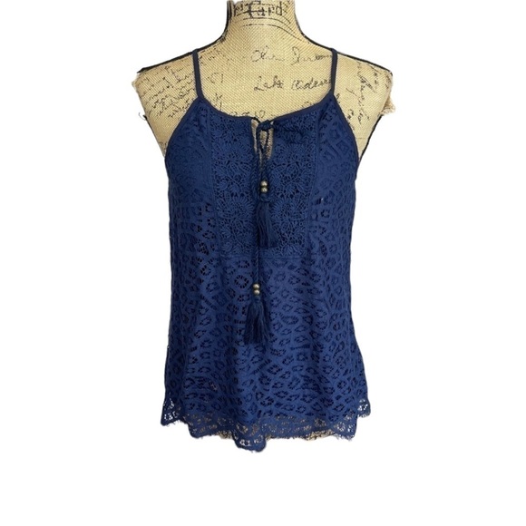 ROMEO and Juliet Lace Boho Tank Top Navy Keyhole Tassel Blouse - Picture 3 of 8